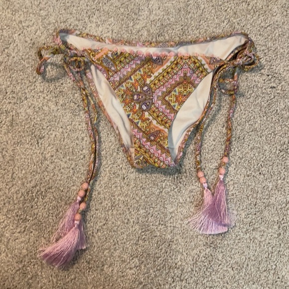 Victoria Secret Bikini - Picture 3 of 8